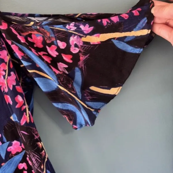 Anthropologie Maeve Elia Blue Pink Midi Floral Dress Size 10 Cold Shoulder - Image 5