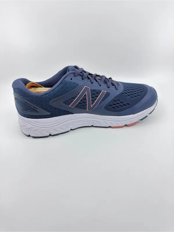 New Balance 840v4 in a natural indigo color with distinct rose gold SZ 12 - Image 4