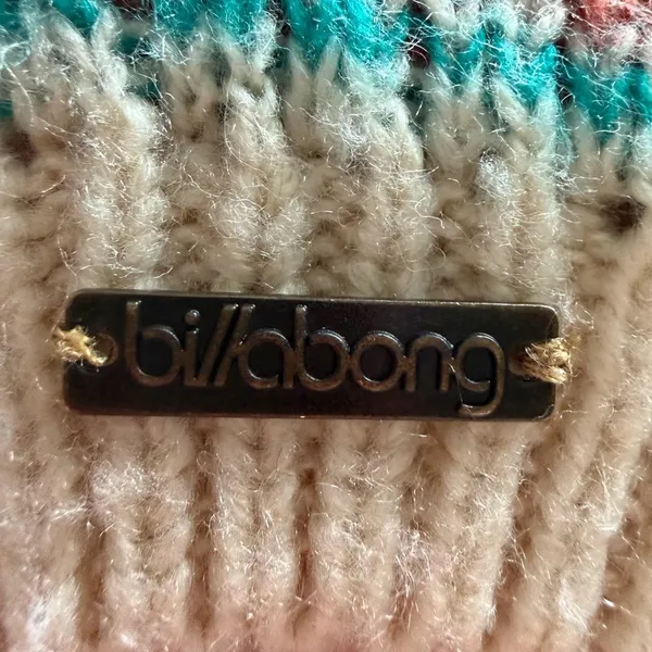 Billabong Y2K Fair Isles Knitted Winter Hat - Image 3