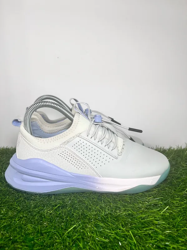 Clove Women’s Size 6 White Blue Nursing Shoes Slip Resistant Healthcare Sneaker - Image 3