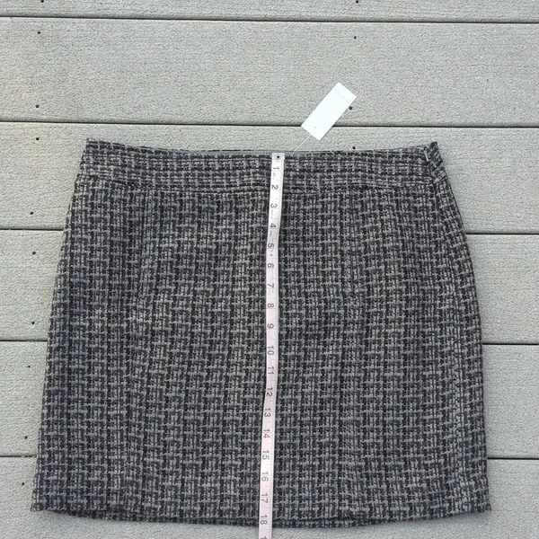 NWT Loft Tweed Patterned Skirt with Front Pockets - Image 6