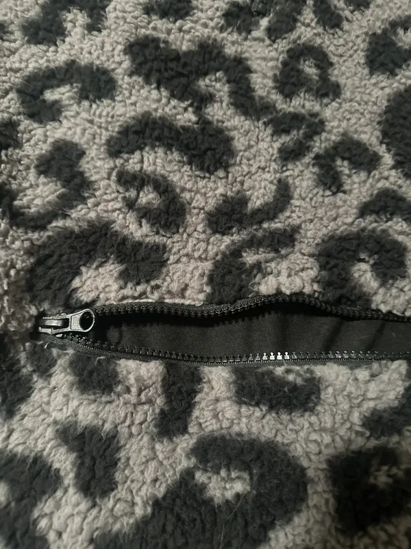 Cheetah Print Faux Fur Sweater - Image 6