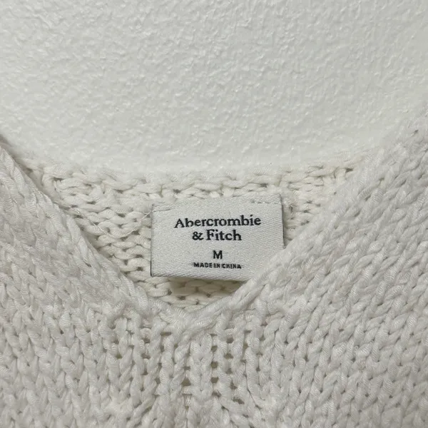 Abercrombie & Fitch Crochet V-neck Skimming Tank Top Size Medium White Beach - Image 3