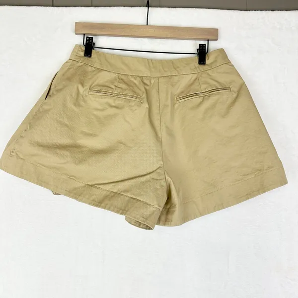 English Factory Tuck Detailed Shorts Size Medium Beige High Waist Pleated - Image 5