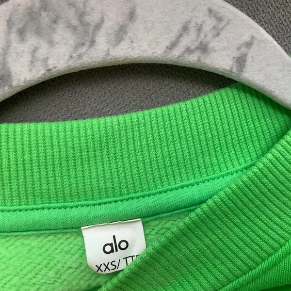 Alo Yoga - Image 3