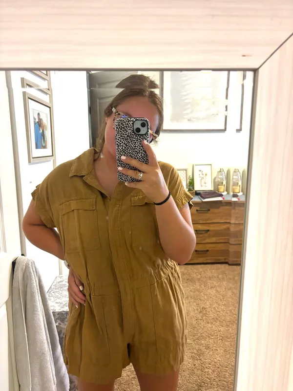 Universal Threads Target romper - Image 2
