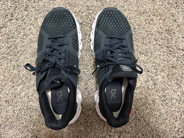 On Cloud Running Shoes Women’s Black - Image 3