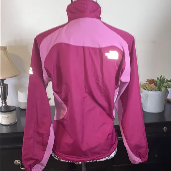 The North Face Flight Series Jacket with High Collar and Water-Resistant Size XS - Image 7