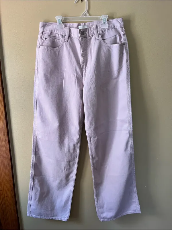 Uniqlo Wide-Leg Women’s Jeans in Soft Lavender - Image 2