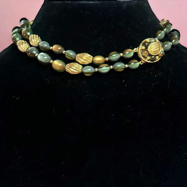 Vintage Doubled Green And Gold Bead Choker Necklace - Image 2