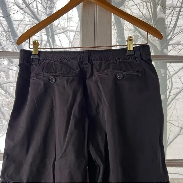 Women’s Black Cargo Pants Size 6 - Image 5
