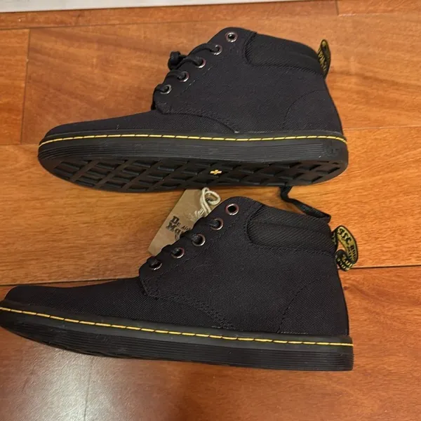 NWOB Dr.‎ Martens Black Canvas Boots with Yellow Stitching size 5 - Image 5