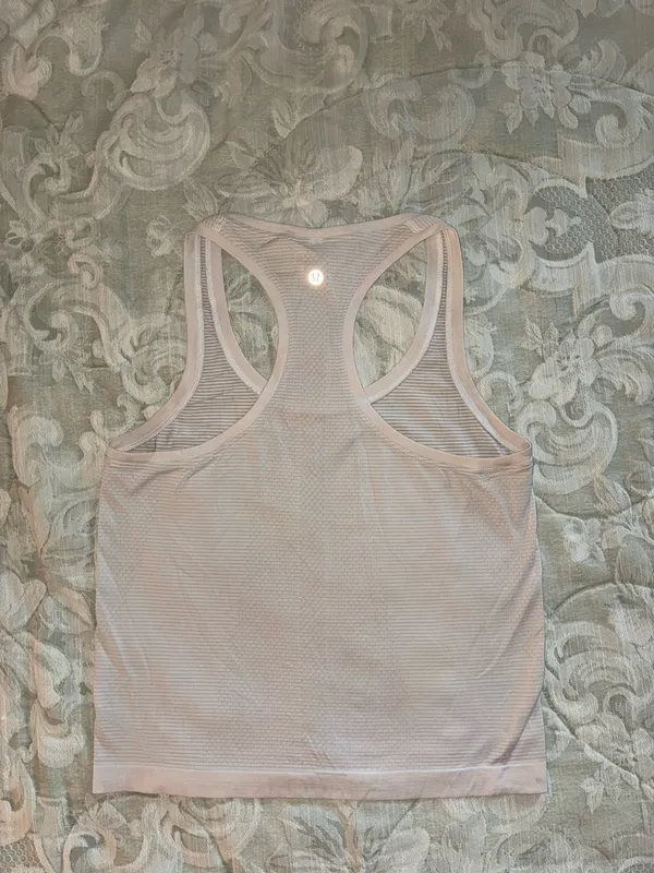 Lululemon Tech White Tank Top Swiftly Racerback - Image 4