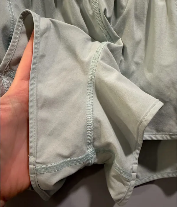 Lululemon Hotty Hot II Low-Rise 2.5” Shorts Light Green (Hazy Jade) - Image 8