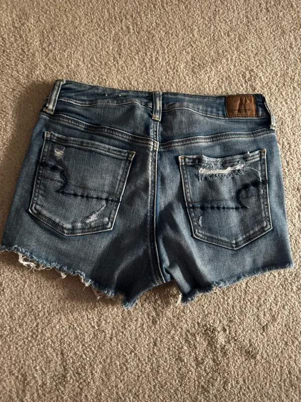 American Eagle Stretch Shorts - Image 4