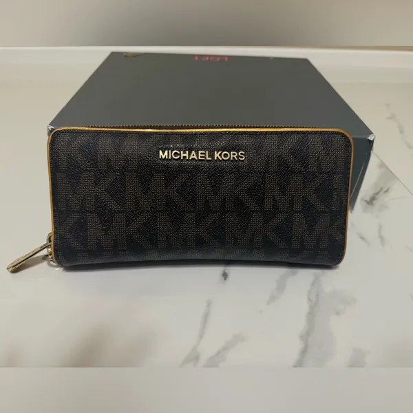 Michael Kors Brown and Gold Zip Wallet with MK Pull - Image 5