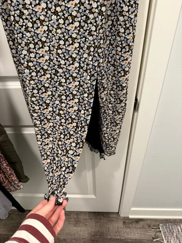 Originality Floral Skirt Multiple Size L - Image 2