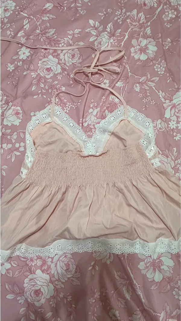 Boutique Girly lace top - Image 2