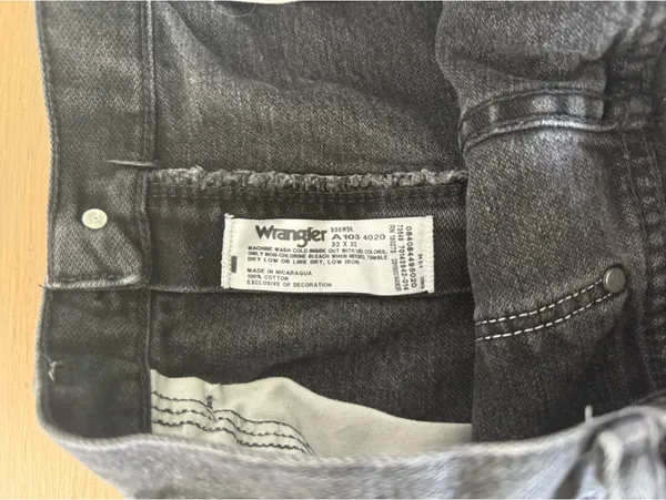 Wrangler Cutoff Vintage Distressed Shorts - Image 3