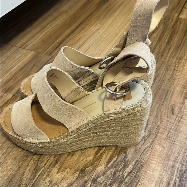 Dolce Vita Light Pink Suede Wedge Sandals - Image 2
