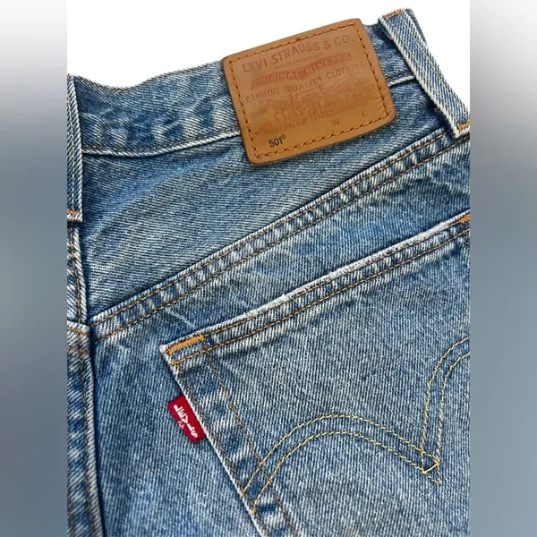 Levi’s Classic High-Rise Distressed Denim Shorts - Blue - Image 3