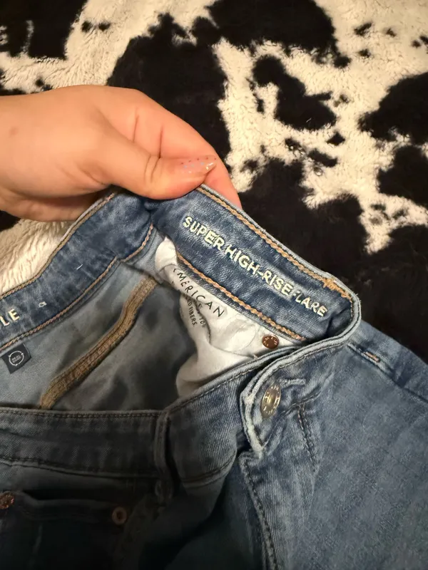 American Eagle Jeans Flare Super High-Rise - Image 3