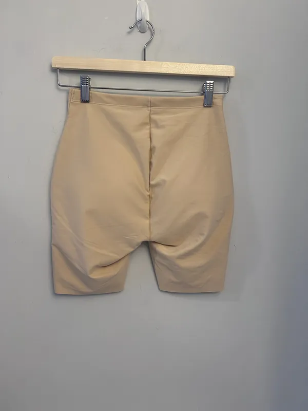 NWT SKIMS Butt Enhancing Padded Short in Sand Small New without Tags - Image 3