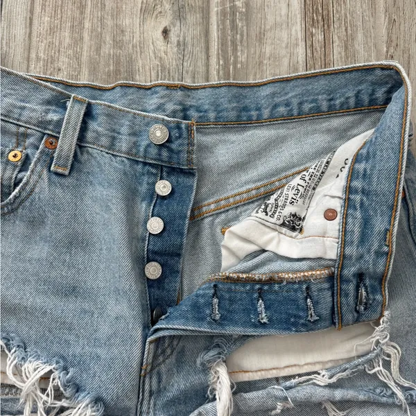 Levi's Taille Haute Line 501 High Waist Ripped Cutoff Denim Shorts Size 28 - Image 11