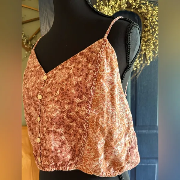 American Eagle Outfitters Spaghetti Strap Crop size L - Image 2