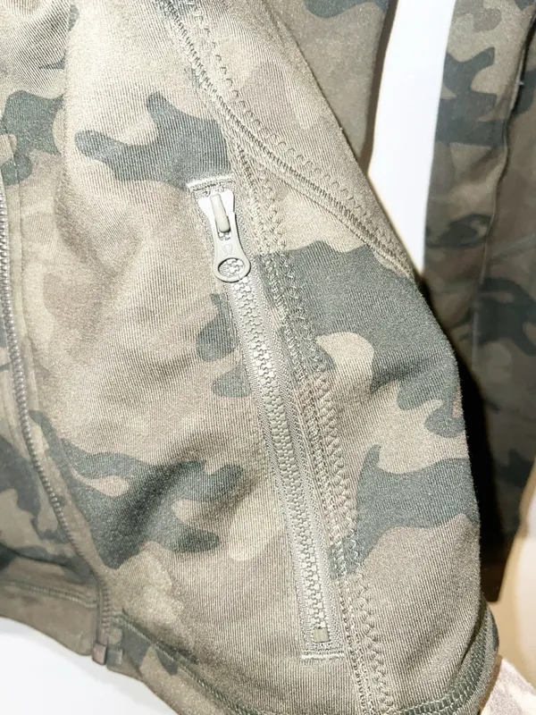 Lululemon Define Camo Zip-Up Athletic Jacket - Olive Green w/ Thumbholes - Image 5