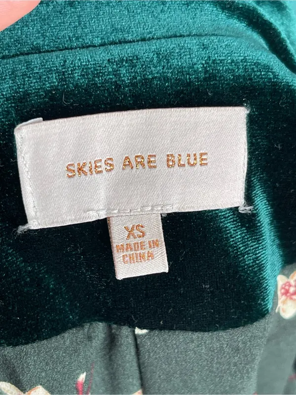 Skies are blue Velvet Ruched Sleeves Blazer Women’s Size XS Holidays Christmas - Image 7