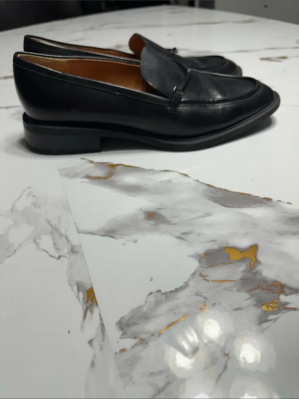 Classic Black Leather Women's Moccasins Size 10 - Image 6