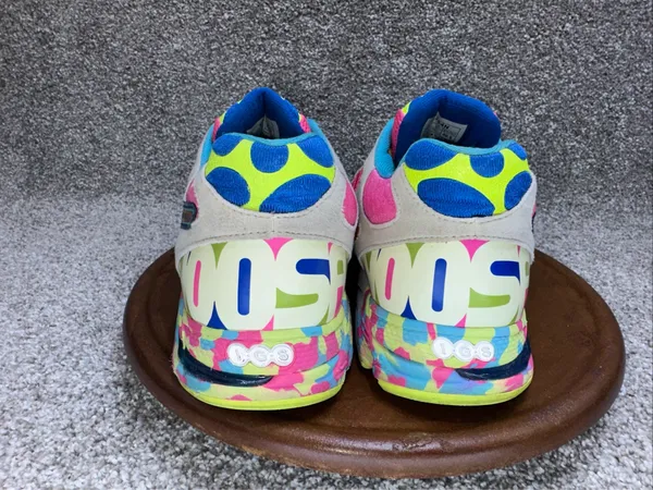 Size 9 - ASICS GEL-Noosa Tri 7 Glow In Dark - Image 4