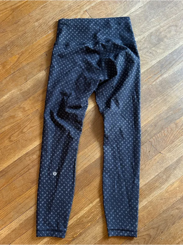Lululemon Logo Leggings - Image 3