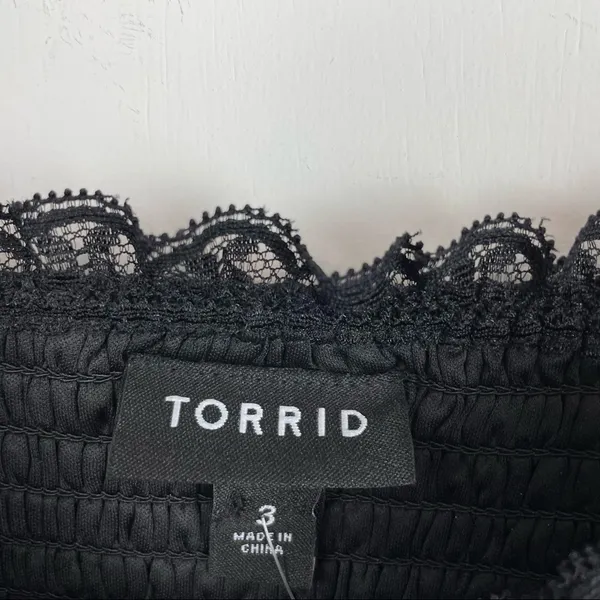 Torrid Sz 3X Black Square Neck Smocked Eyelet Peplum Top Short Sleeve - Image 6