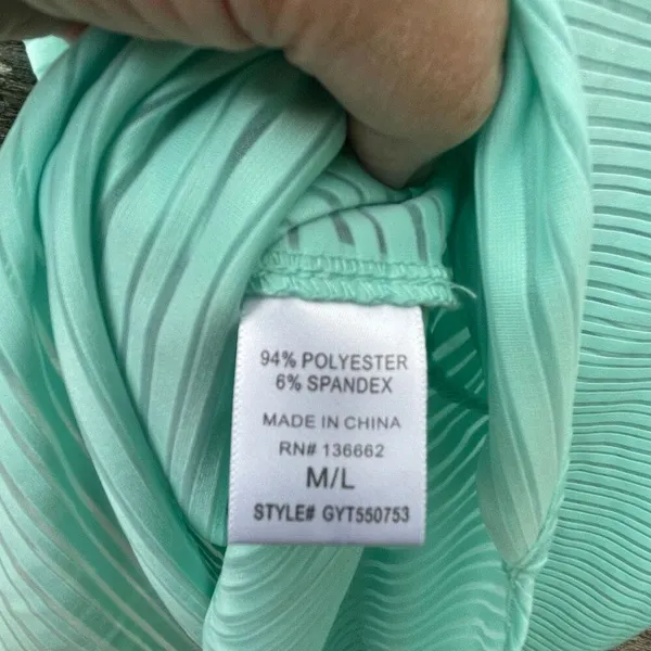 Francesca’s size M-L lace trimmed tunic. Seafoam green. - Image 4