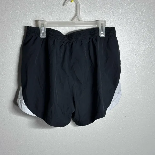 Nike‎ Dri-Fit Women Running Athletic Black/White Shorts size M - Image 7