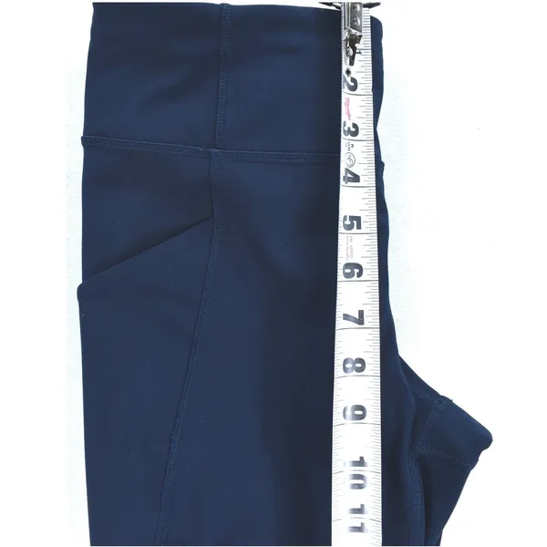 Lululemon Navy Blue High Rise Crop Leggings with Pockets Size 4 23 Inch Inseam - Image 5
