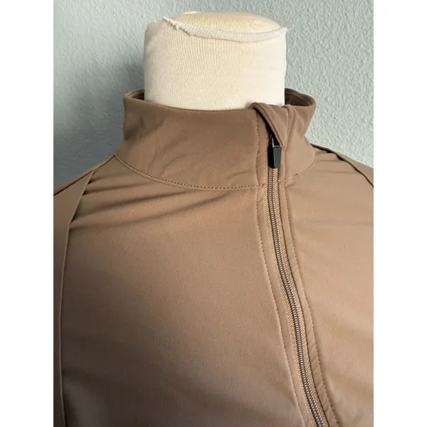 Halara Ruched Push-Up Long Sleeve Yoga Jacket - Image 5
