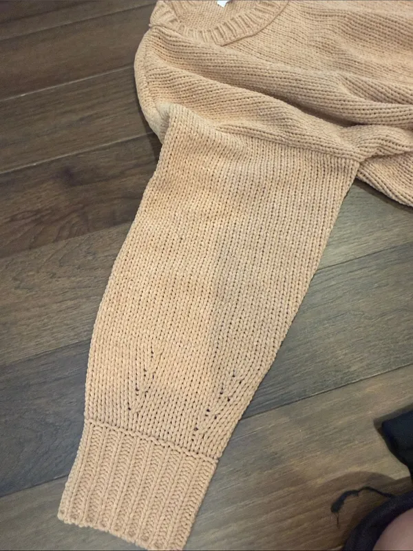 aerie like Candy Crewneck Sweater in Tan Size Large - C47-042 - Image 7