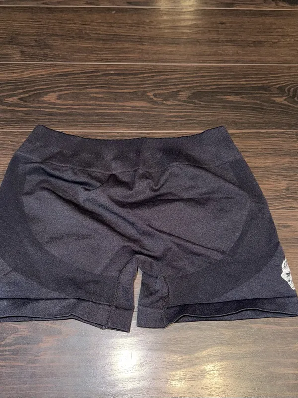 Darc Sport “SHE” Wolves Limited Edition Black Shorts- Size medium (187/500) - Image 2