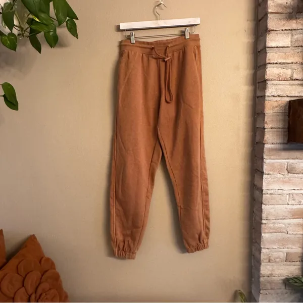 ALPHALETE Essential Oversized‎ Joggers - Image 3