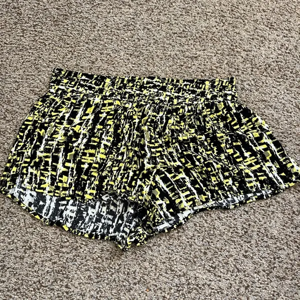 Eye candy shorts - Image 2
