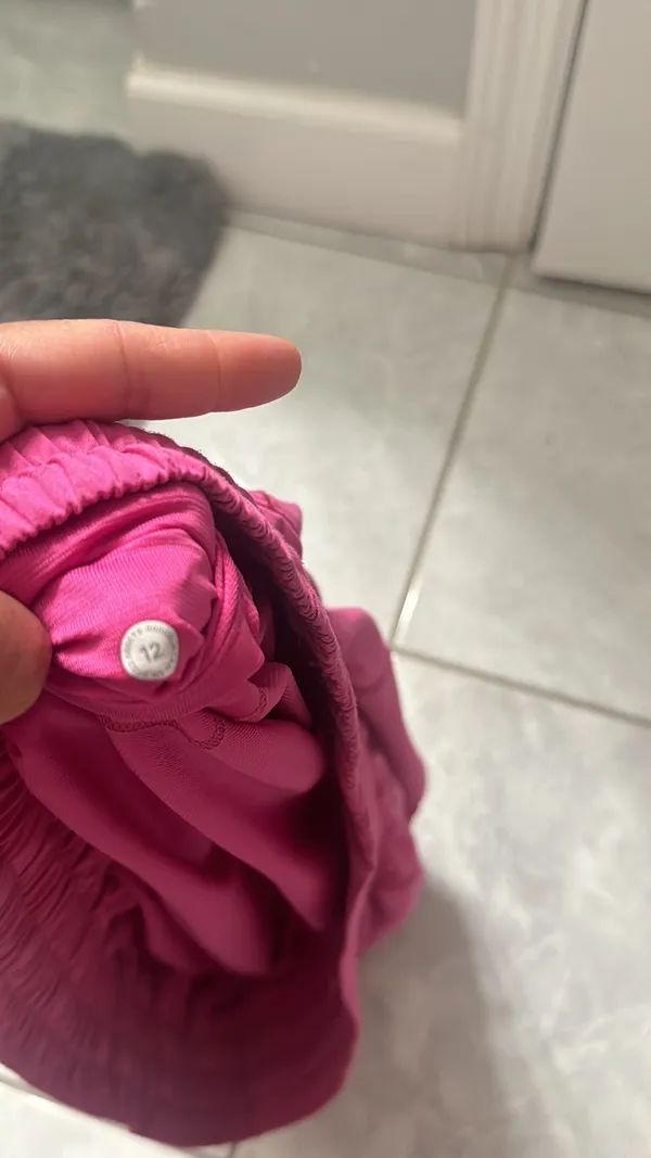 Lulumari LULULEMON Hotty Hot 4" LR Shorts Ripened Raspberry 12 - Image 7
