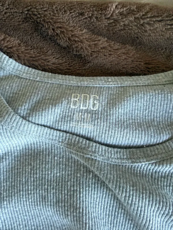 BDG Grey Long Sleeve - Image 2