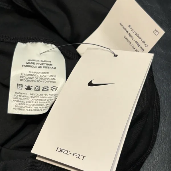 Nike One Dri-FIT Women’s Black Mid Rise Crop Leggings XS Athletic Workout Pants - Image 6