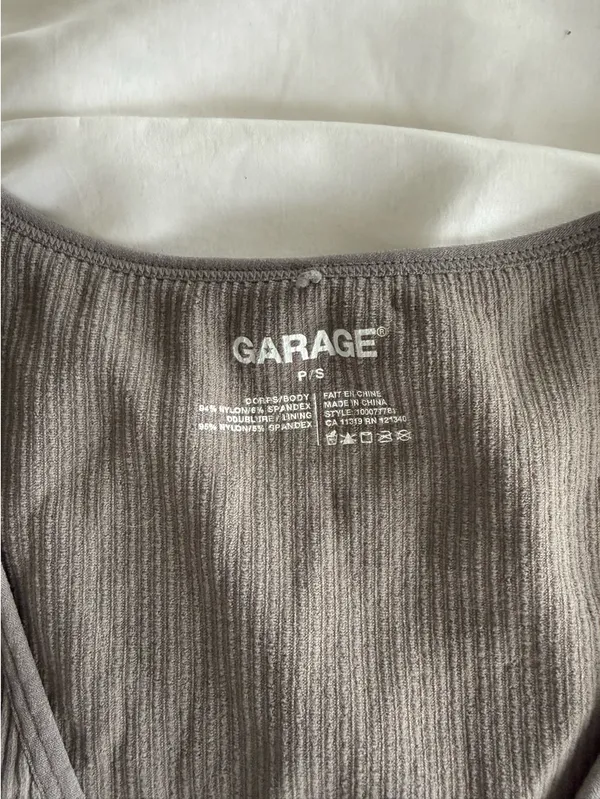 Garage Top Crop Long Sleeve - Image 2