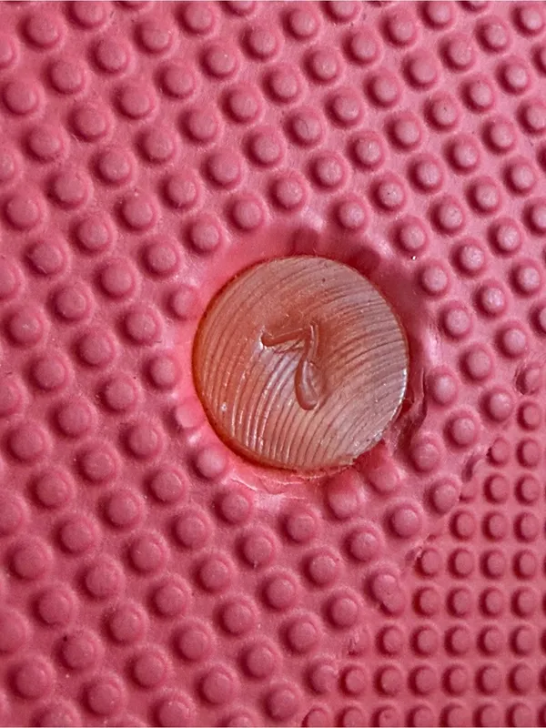Old Navy Pink Sandals Slides Size 7 - Image 4