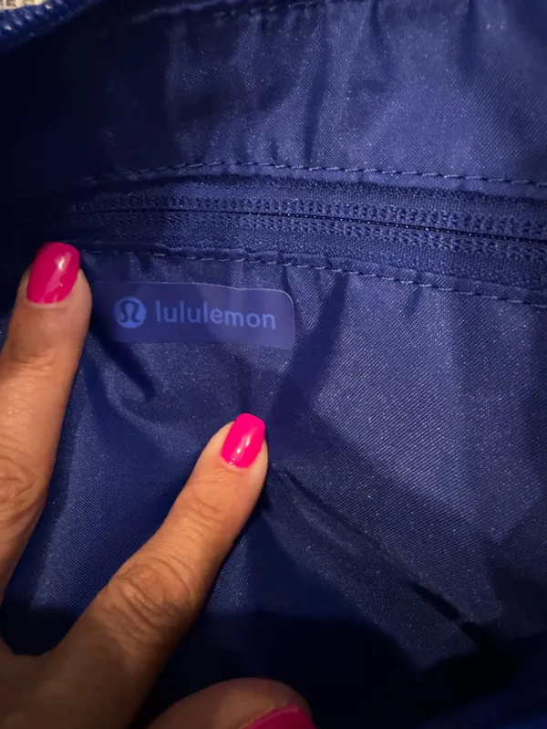 Lululemon Slouchy Sling Bag 6L riverside blue NWT - Image 13