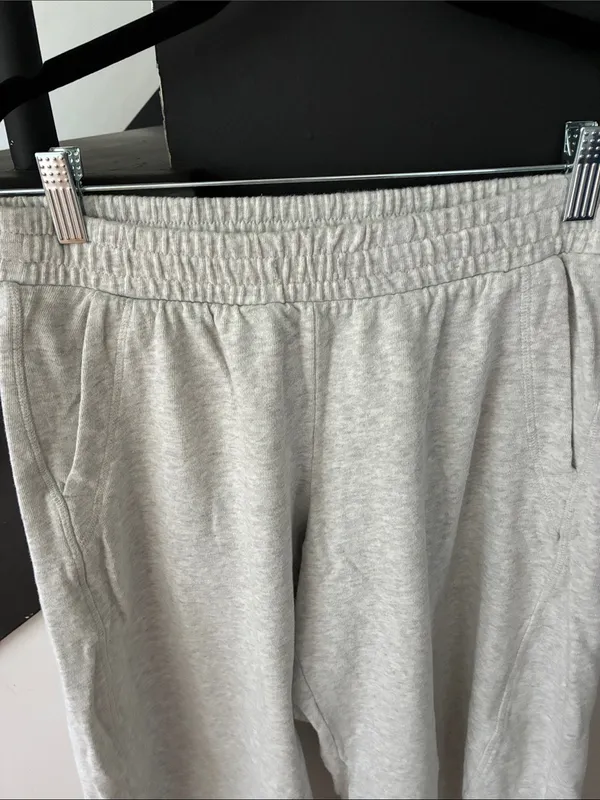 Old Navy barrel leg sweatpants - Image 5